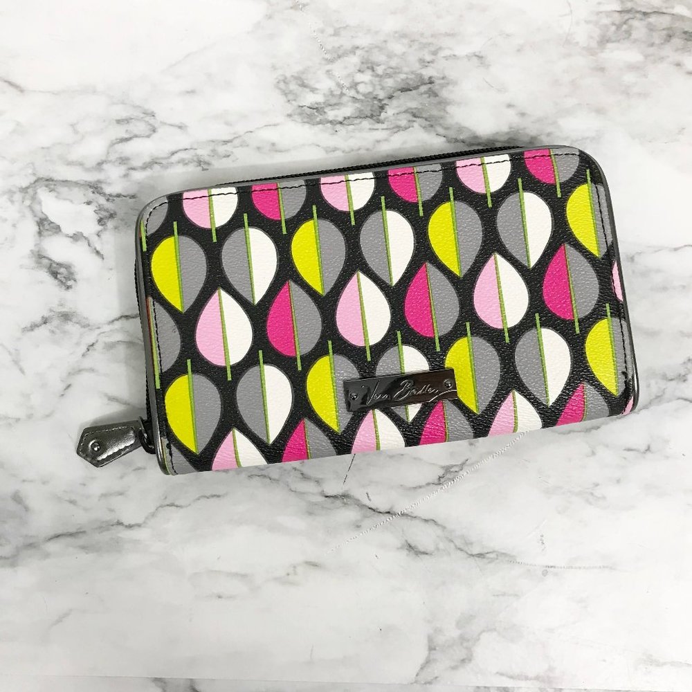 Vera Bradley Vinyl Sided Zipper Wallet EUC